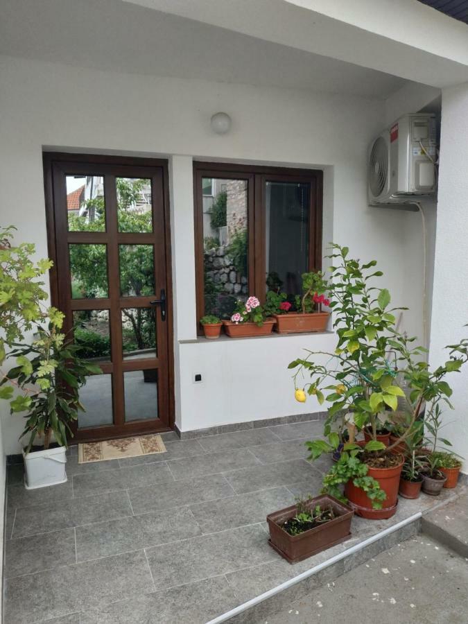 At George'S Apartments Ohrida Exterior foto